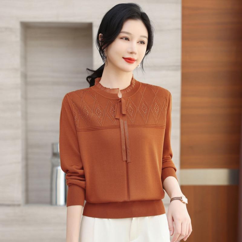 Loose lace collar bottoming shirt thin top mother spring clothes new fashion age-reducing knitted sweater women