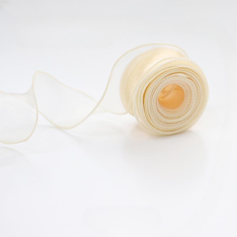 10 yards Rotolo di nastro di organza di colore pieno con bordo ondulato a coda di pesce per bouquet di fiori, regali, confezioni, decorazioni per feste di nozze