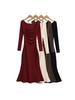 Elegante Abito Maxi Sirena Arricciato con Scollo Quadrato, Vestibilità aderente in vita e Orlo Svasato per Donna, Autunno/Inverno
