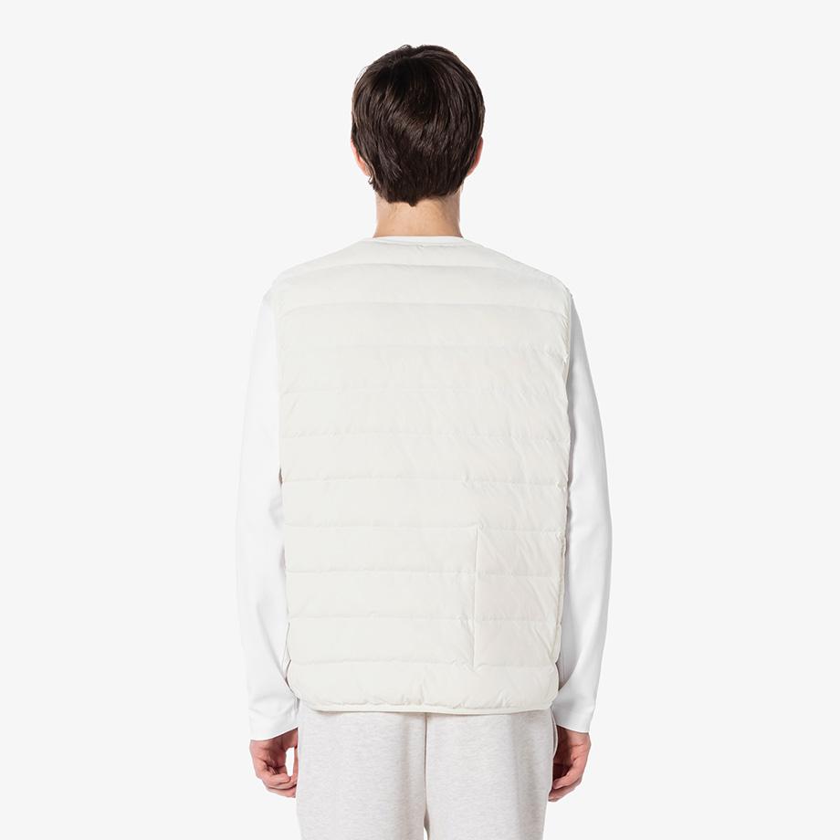 [Lacoste] Men's Lightweight Down Vest BF825E-54NH70V