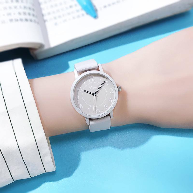 Waterproof Quartz Watch for Middle and High School Girls - Simple Design