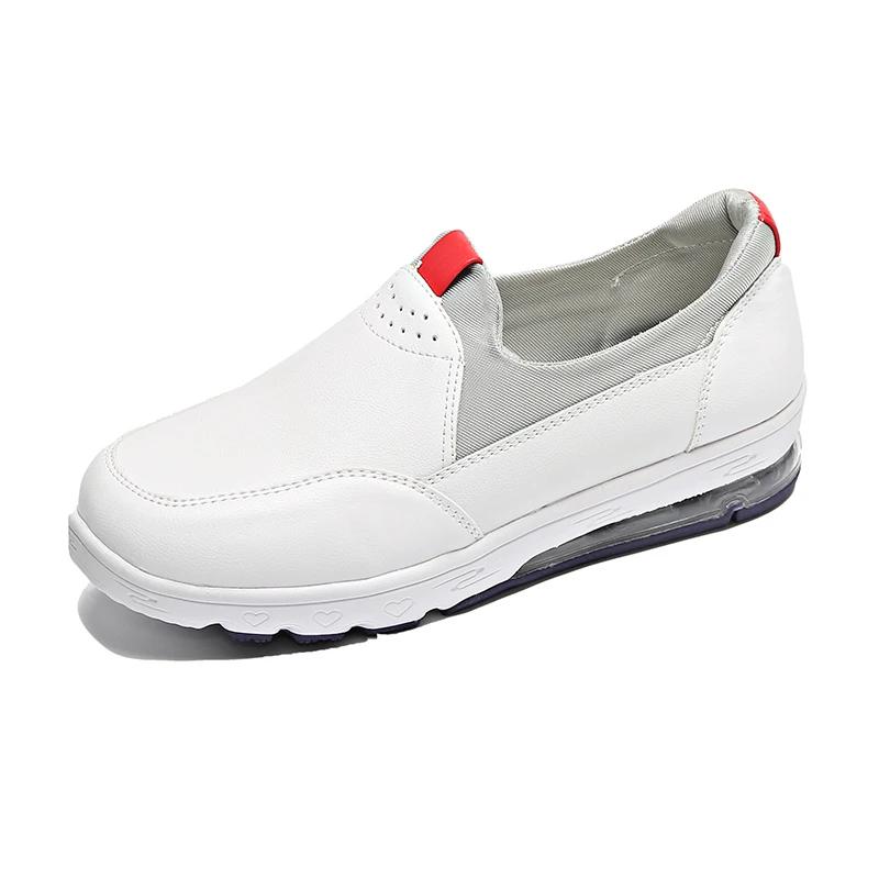 

Женские туфли на танкетке и платформе, модные повседневные белые мягкие рабочие туфли для медсестер, женские нескользящие дышащие удобные плоские кроссовки больших размеров 35