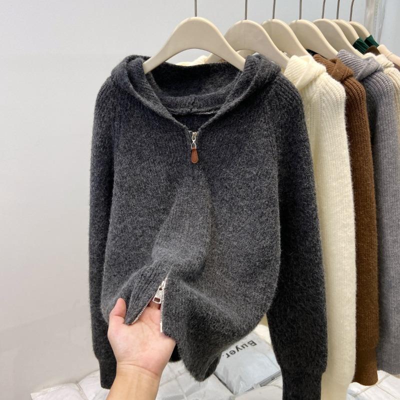 Autumn and Winter Double Zipper Knitted Sweater Jacket Women's Popular Hooded Pit Strip Design Sense Age-reducing Small Cardigan