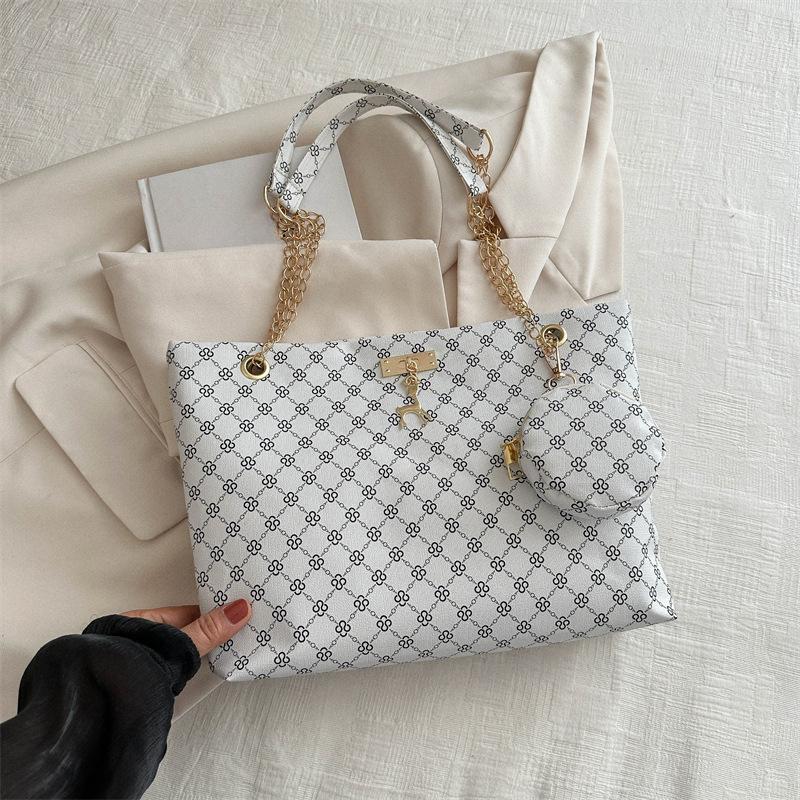 

Высококачественная сумка большой вместимости, ретро-сумка для женщин, новая легкая роскошная сумка-тоут на одно плечо Niche Chain