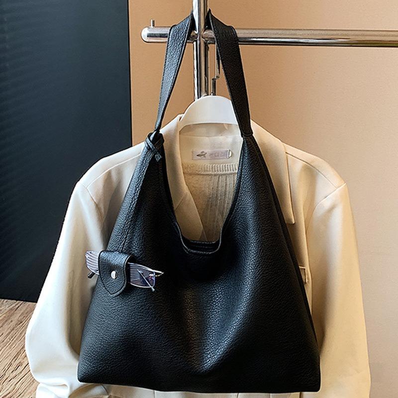 Autumn New Fashionable Casual Handbag Single Shoulder Fashion Niche Women's Bag High Value Daily Simple Bag