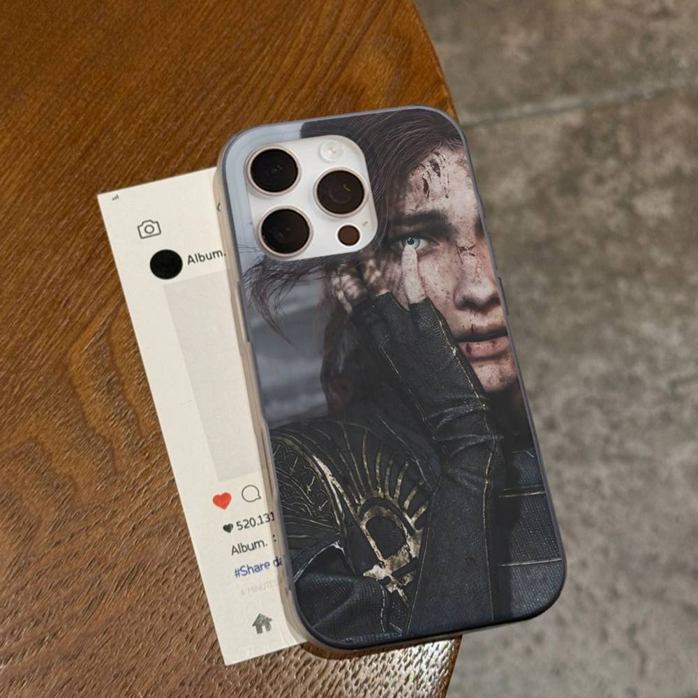 RPG Game C-Clair O-Obscur E-Expedition 33 Phone Case For IPhone 17 16 15 14 Plus 13 12 11 Pro Max Pro Wave Corrugated Cover