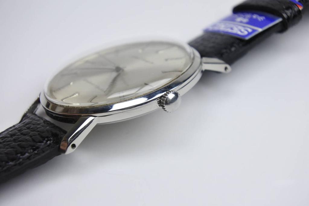 1950s Japanese Masterpiece SEIKO CHAMPION 17 Jewels Watch with Strap Extremely and In Excellent Condition Antique Hand-Wound
