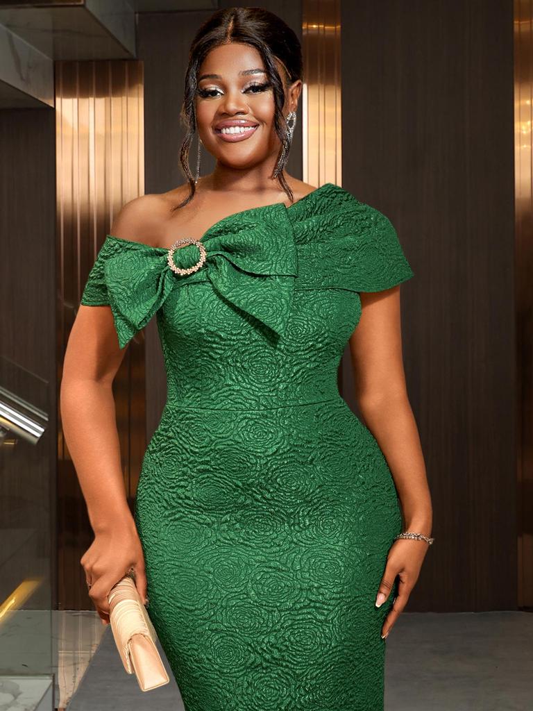 Plus Size Elegant One-Shoulder Jacquard Dress with Bow Waist and Hip-Hugging Mid-Length Skirt for Formal Events