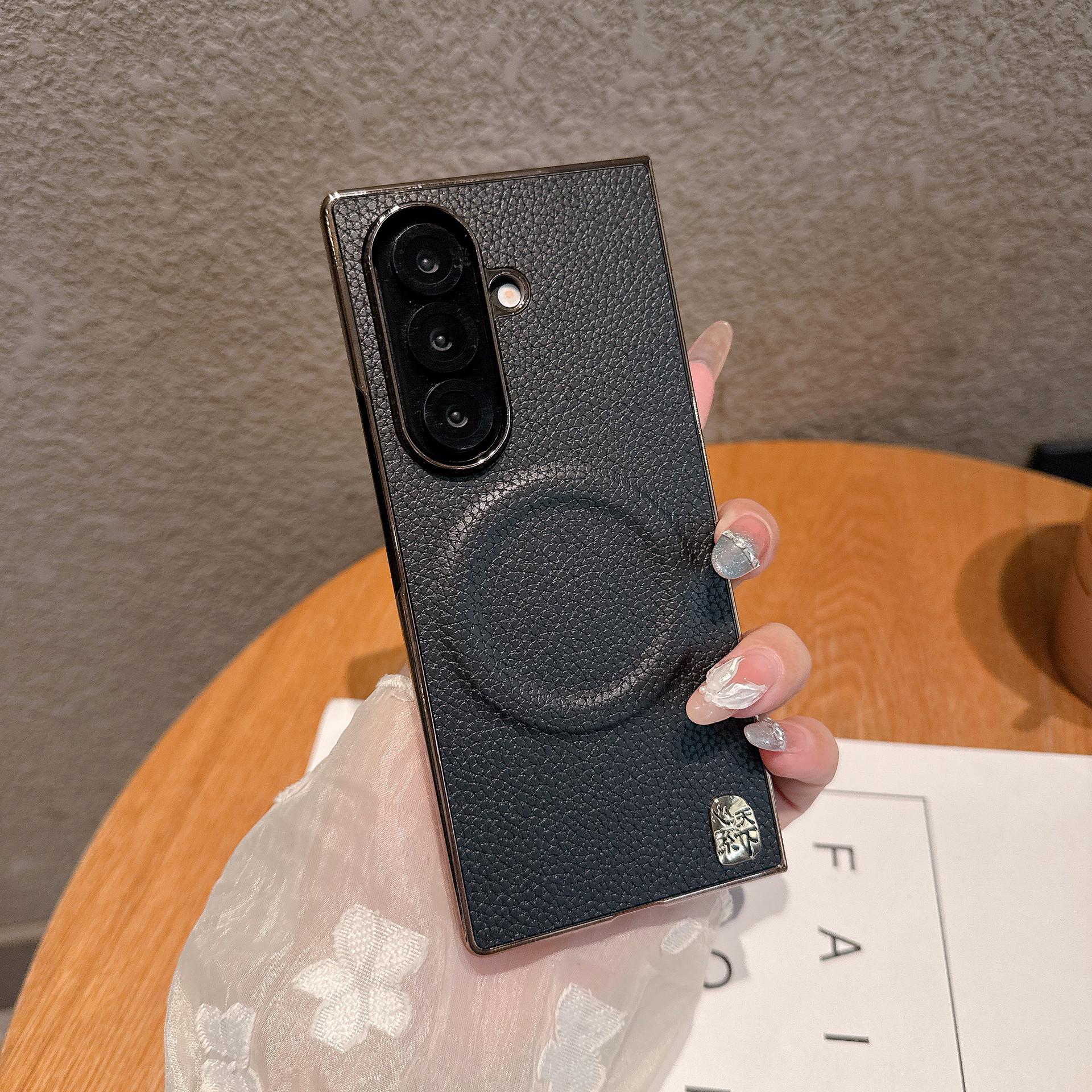 

Samsung Z Fold6/Flip7 Magnetic Foldable Drop-Proof Case Z Fold5 Large Cutout чорний