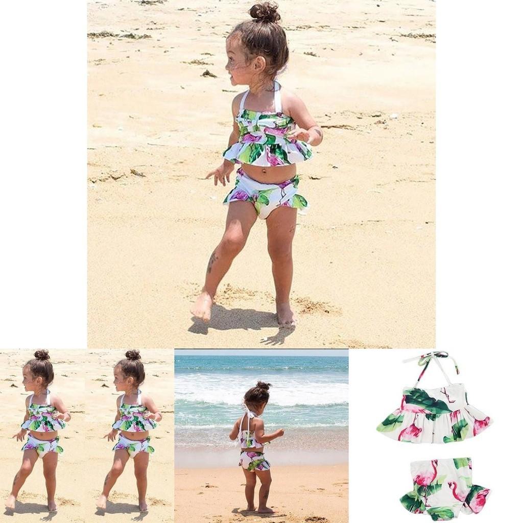 Charming 2pcs Girls Ruffle Floral Bikinis Set Featuring Adorable Flamingo Design