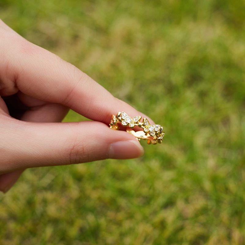 Luxury Gold Color Pearl Zircon Rings for Woman Simple Hollow Heart Cross Opening Joint Ring Wedding Party Elegant Jewelry Gifts