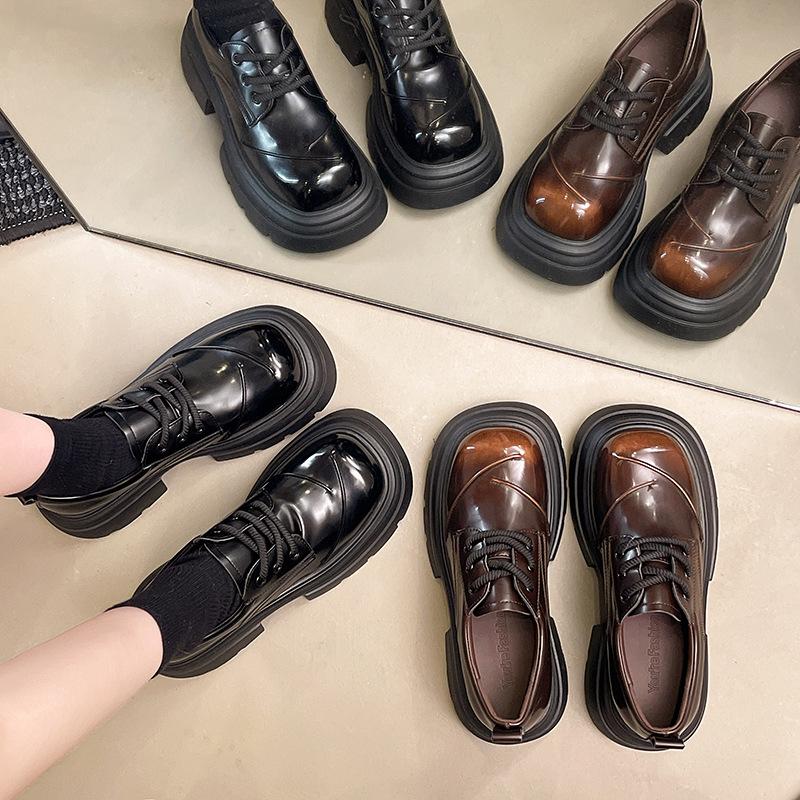 Internet celebrities with loafers women's 2025 summer new British college style single shoes retro brown lace-up small leather shoes