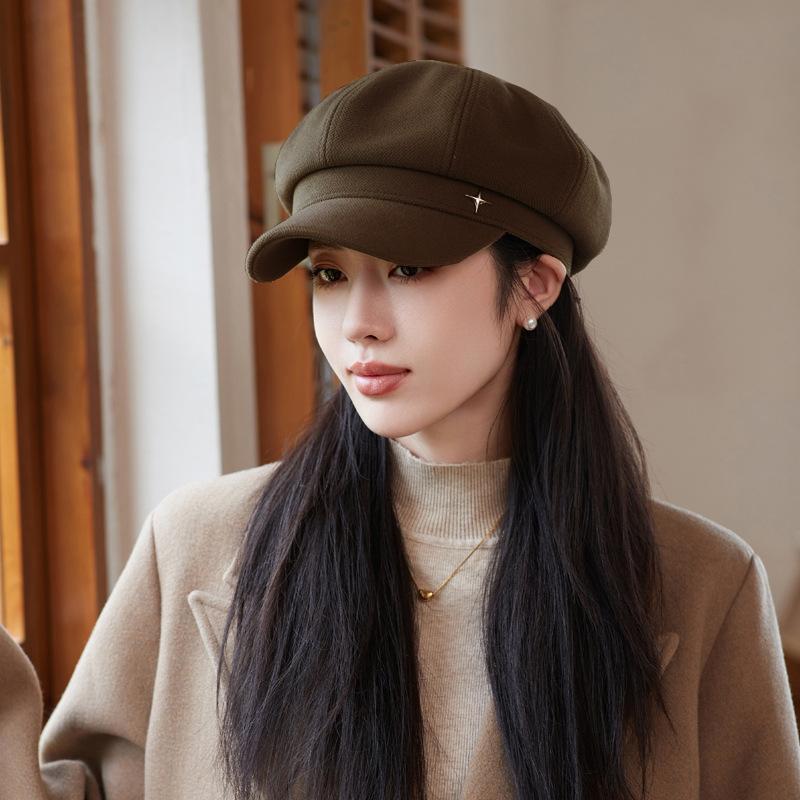 Autumn and Winter New Hat Women's High-end Sense Four-pointed Star Metal Standard Octagonal Hat Showing Face Small Newsboy Hat