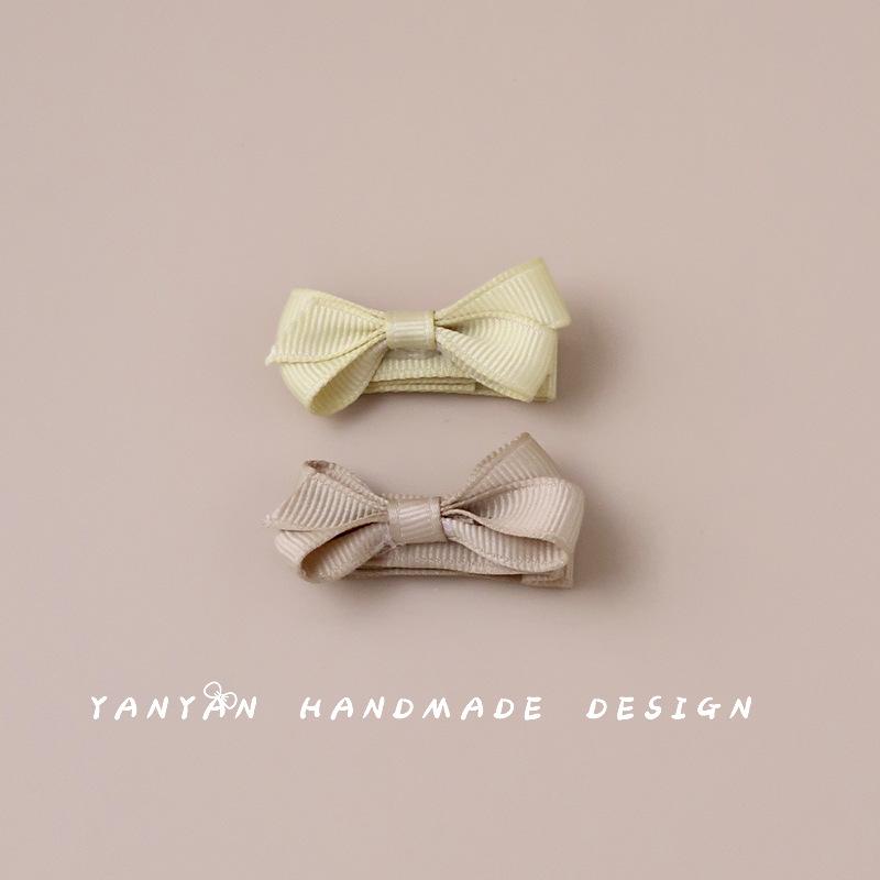Classic Bow Baby Hair Clips - Stylish, No-Damage Accessories for Girls One Set