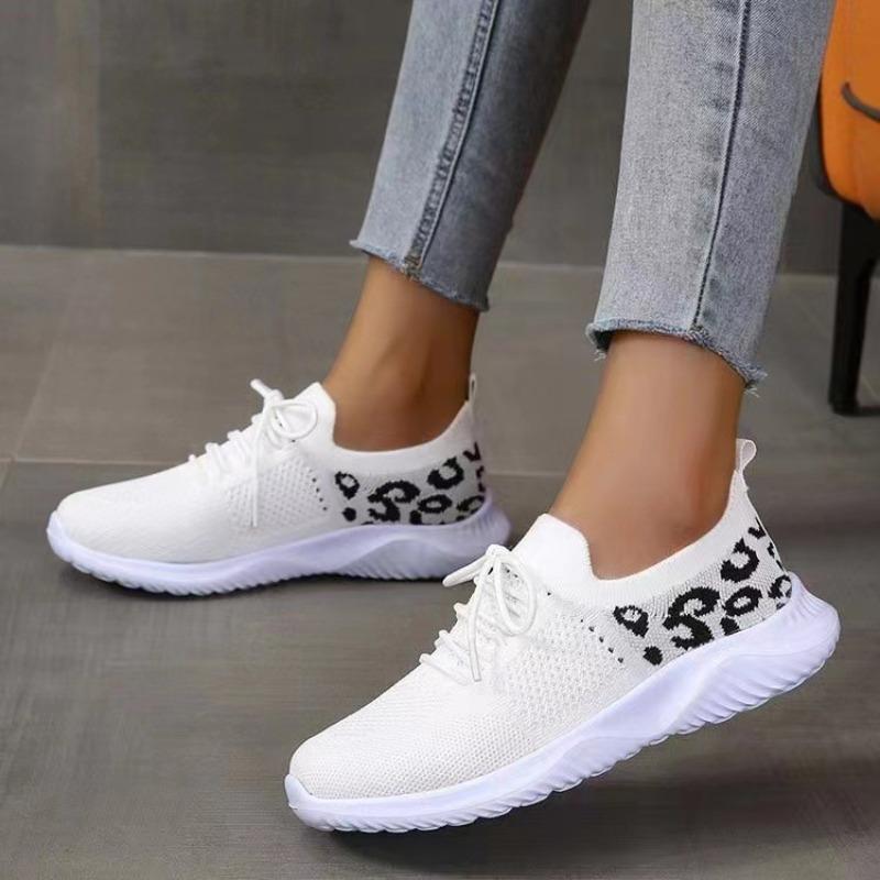 Women's casual sports shoes New leopard print round head lace-up flat bottom comfortable mesh women's shoes