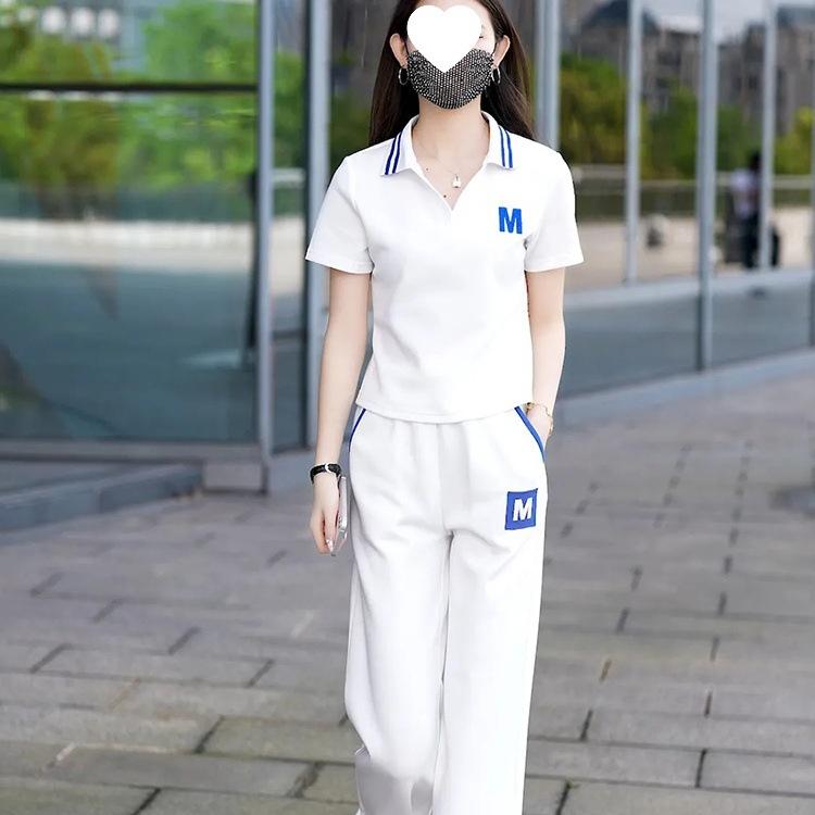 Casual Sportswear Set for Women - Summer Fashionable, Youthful, Short-sleeved, Straight-leg Pants That Slim The Figure and Hide Fat, A Two-piece Set.