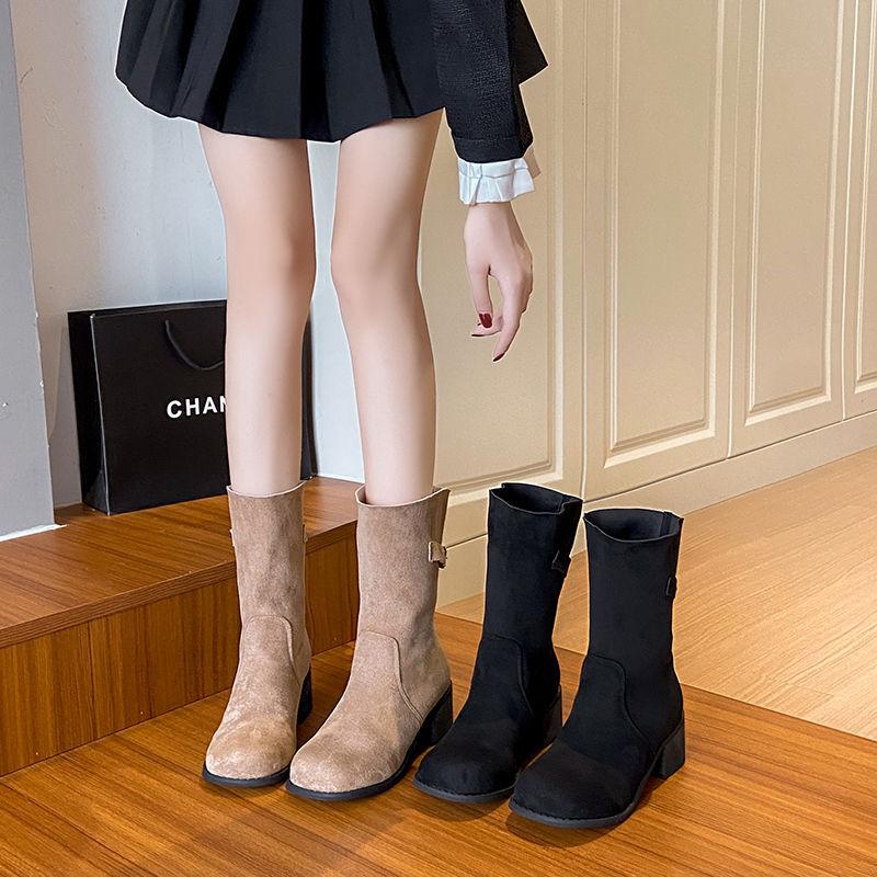 Versatile Bare Boots Wasteland Wind Single Boots 2025 Autumn and Winter New Korean Version Retro Suede Round Head Thick Heel Small Short Boots Women