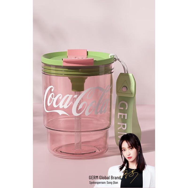Бутылка для воды в бамбуковом стиле с совместным брендингом Genie и Coca-Cola