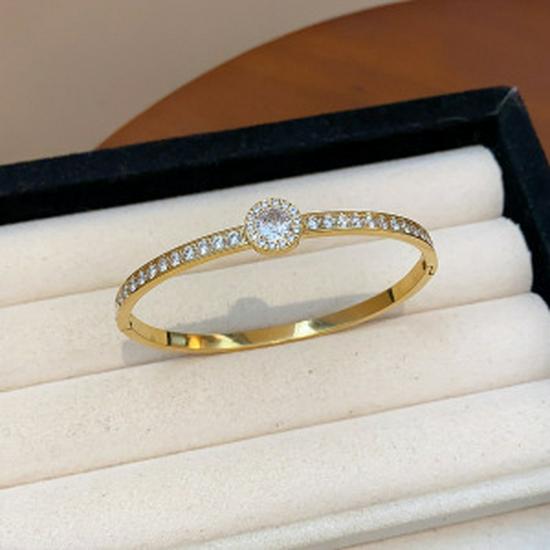 Korean Zircon Letter Buckle Fashion Bracelet - Light Luxury & Versatile Temperament Design