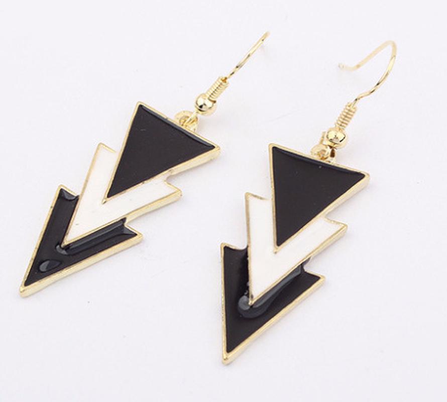 Accessoires de bijoux pour femmes Boucles d'oreilles pendantes élégantes en forme de triangle géométrique