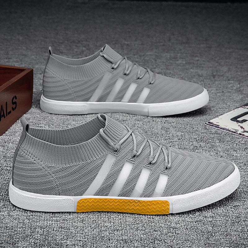 

2022 Новые супер легкие сетчатые мужские кроссовки для бега, модные трендовые спортивные кроссовки на шнуровке, дышащие, теннисные мужские, комфортные, противоскользящие 39 серый