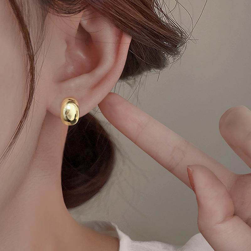 Geometric Oval Metal Stud Earrings for Women - Simple, Cool, Versatile Accessories