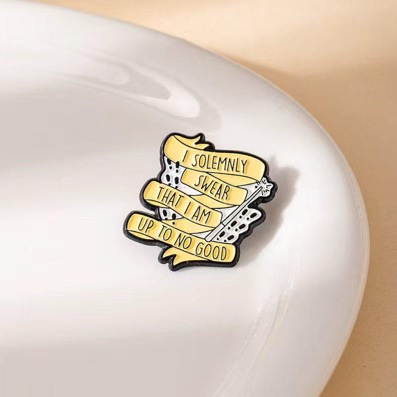Creative Cartoon Astronaut Whale Planet Badge - Versatile & Fashionable