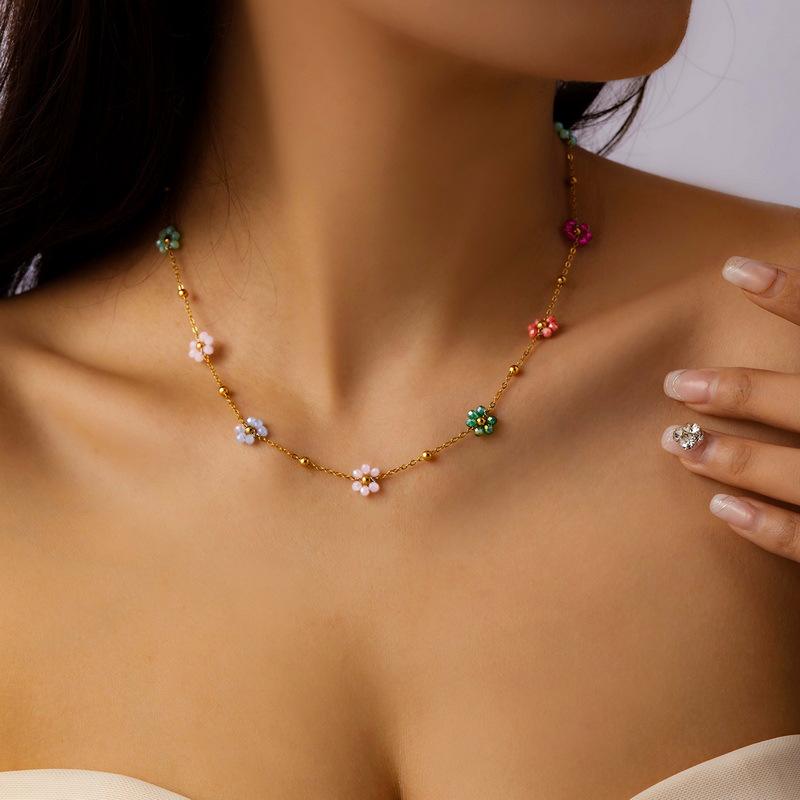 European American High-End Heart Flower Beaded Necklace & Girlish Flower Choker Set