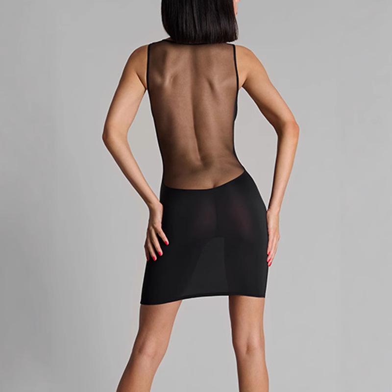 2025 Summer European & American Women's Halter Strap Dress - Fashionable, Sexy Nightclub Style with Open Back & Hip-Hugging Design