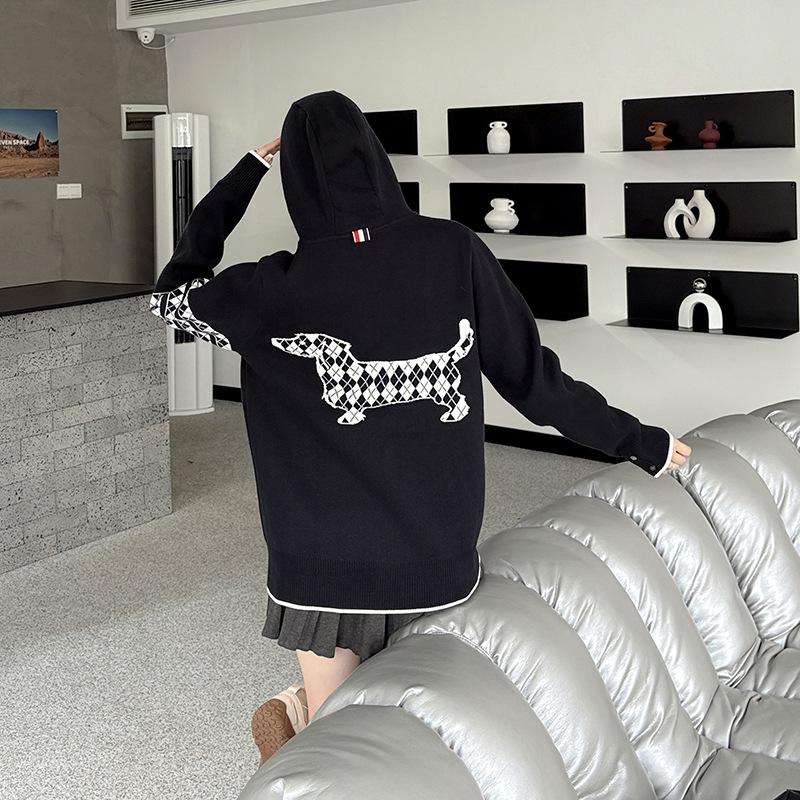 

Unisex V-neck Knit Hoodie with Back Dog Design - 2025 Autumn/Winter Trend L
