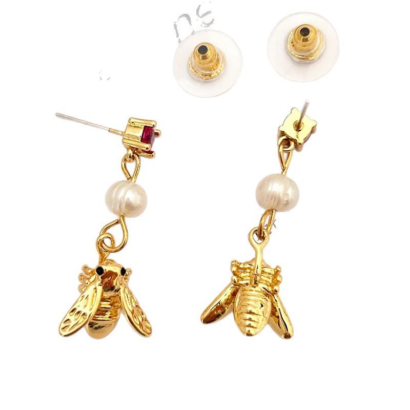 Unique Personality Little Bee Stud Earrings Are Fresh, Sweet And Cute Long Earrings, Light Luxury Fashion Trend Versatile Earrings Women