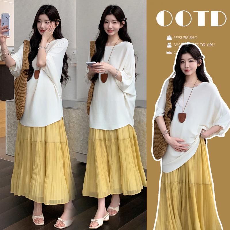 In Stock: New Korean Style Loose Maternity Top & Skirt Set M