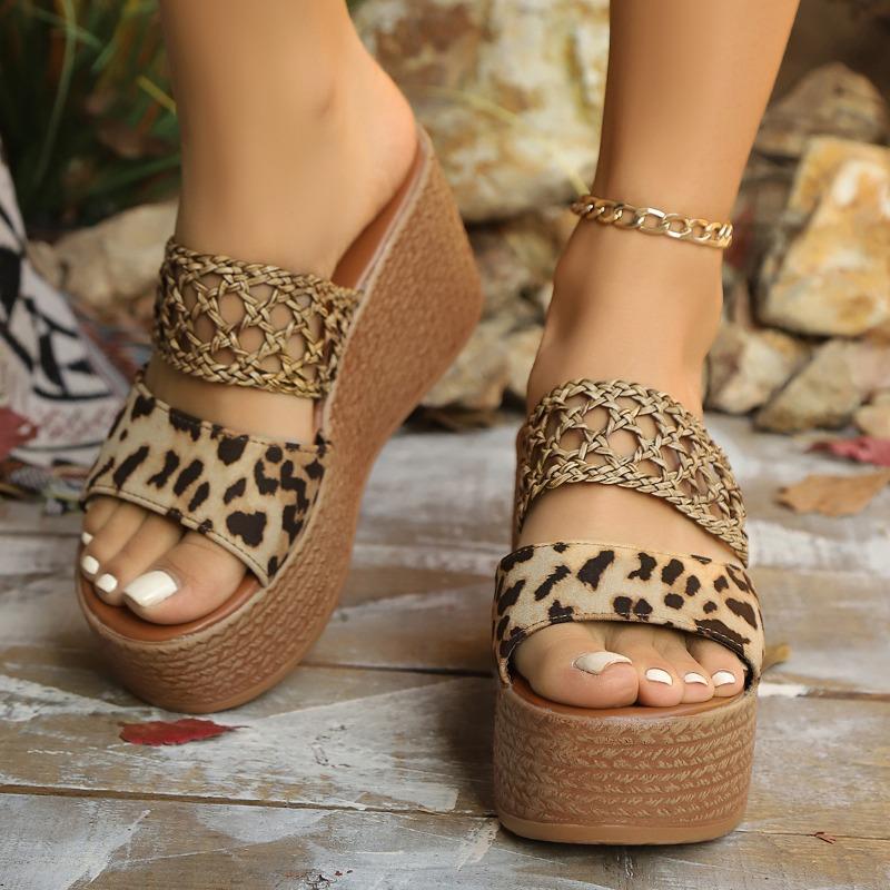 New slope heel heightening slippers women's large size leopard print slippers large size women