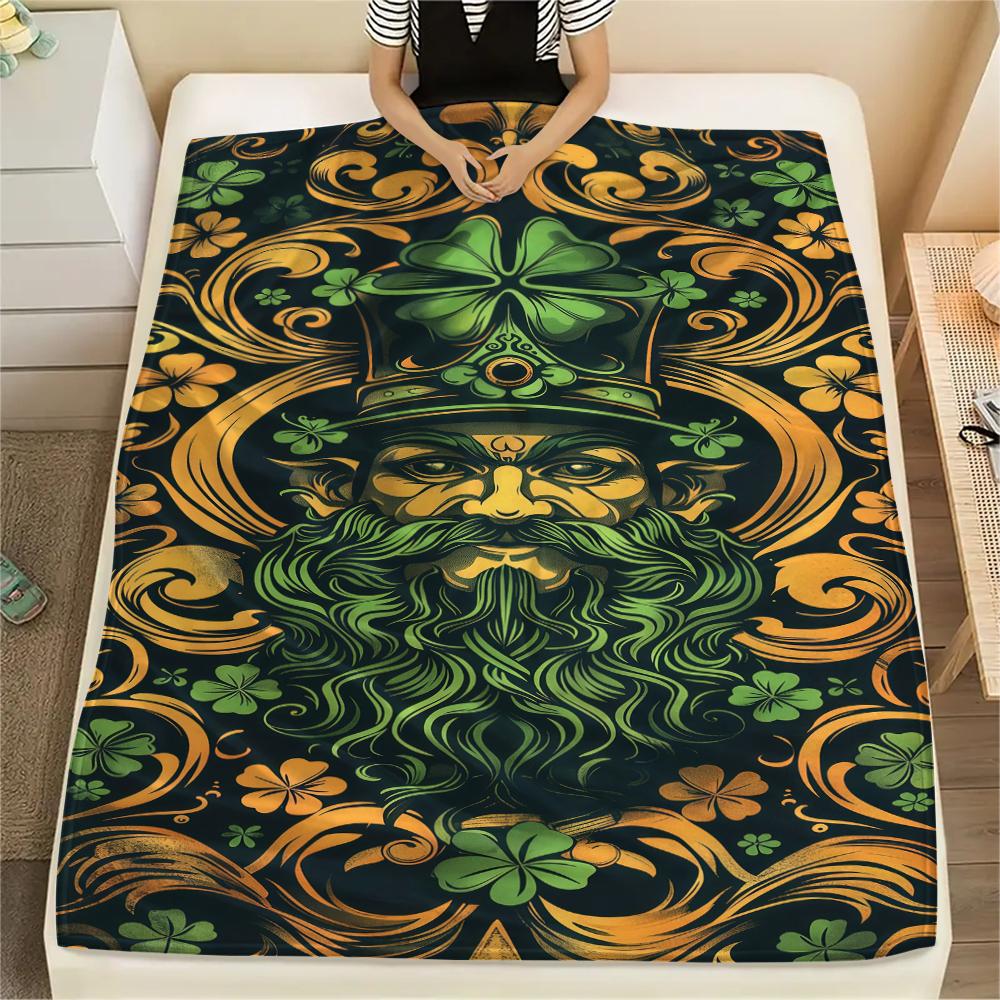 St.Patrick's Day Green clover Print Flannel Blanket,High quality Comfortable for All Seasons,Home Decor,Warmth and Comfort,Perfect for Christmas Gifts