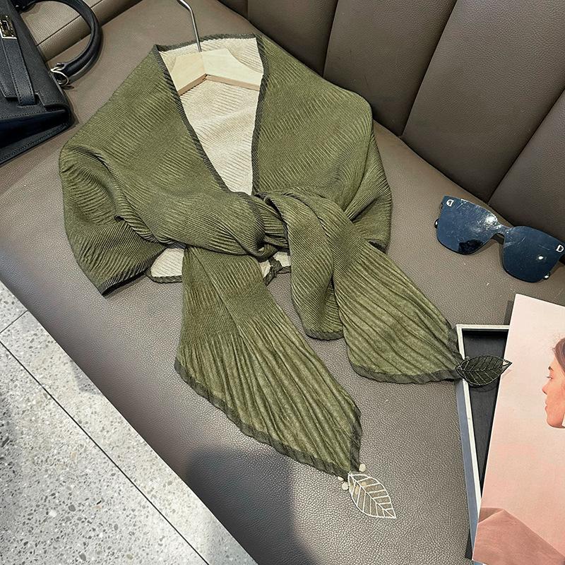 

Shawl women s autumn and winter new versatile double-sided two-color pendant fashionable multi-functional cervical spine scarf warm scarf silk scarf бежевый