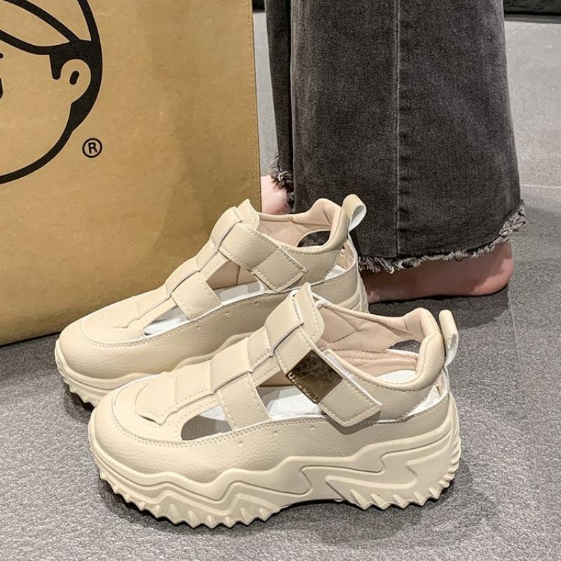 Thick-soled hollowed-out sports sandals New small height-increasing hole shoes Women's Velcro sneakers