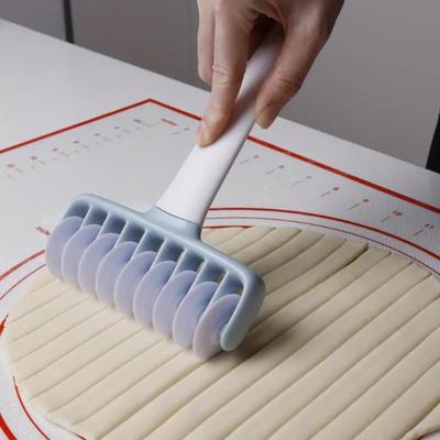 1 Stück Ziehnetz-Rollmesser, Nudel-Rollmesser, Schneidestreifenmesser, Backwerkzeug