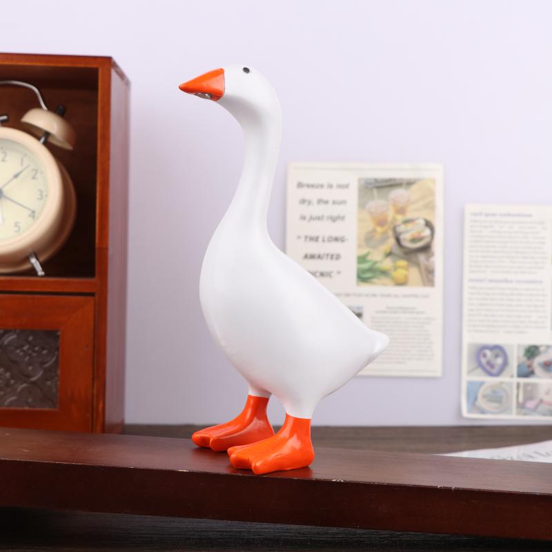 Magnetic Goose Key Holder - Resin Desk Decor For Office Home, Cute Duck Figurine With Tool Rack