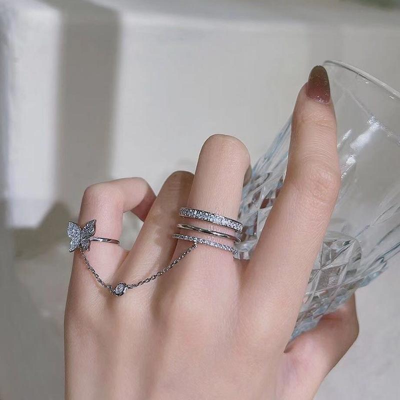 Mote Sølvfarge Diamant Butterfly Chain Ring For Kvinner Menn Rosa Hjerte Nøkkellås Dusk Finger Ringer Sett Trendy Smykker Gave
