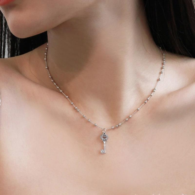 

Less is more Silver Antique Key Necklace silver