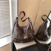 New Bag Women's Large-capacity Commuter Shoulder Bag Splicing Solid Color Chain Messenger Bag Rivet Belt Bucket Bag