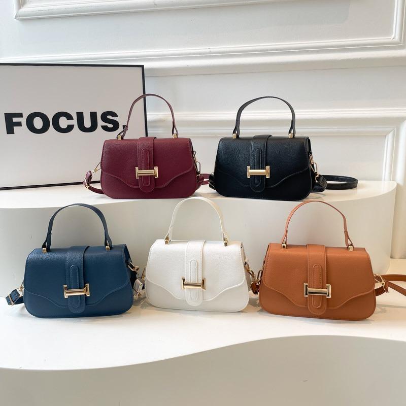 Casual simple fashion new texture solid color retro trend single shoulder portable crossbody small square bag woman