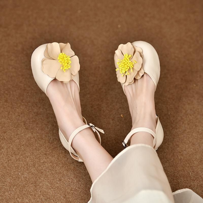 2026 Estate Nuove Eleganti Sandali Bassi Casual con Design Floreale per Donna Moda Retrò Comodi Versatili Scarpe Basse Scarpe a Punta Leggere