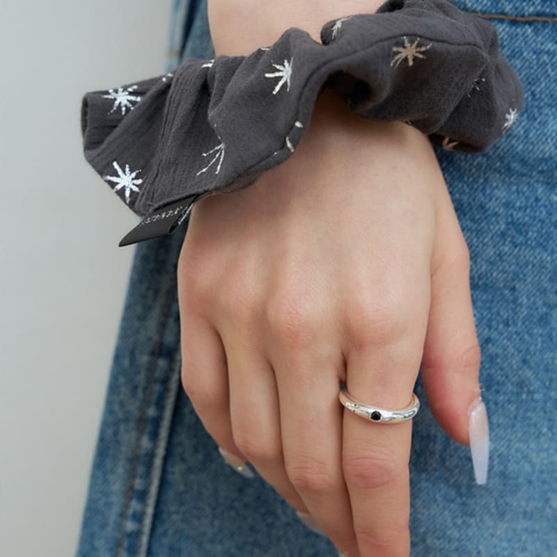 DIAGONAL RING SILVER