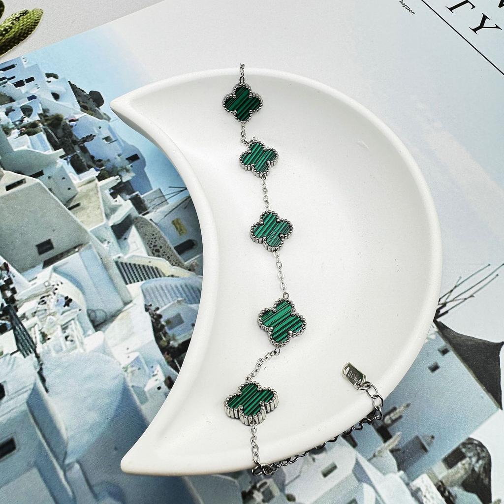 13mm Icke-bleknande Titanstål Fyrklöverarmband För Kvinnor Delikat Högklassig Känsla av Smycken