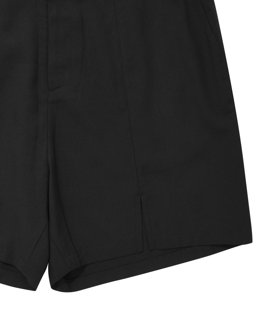 AJOBYAJO Slit Shorts [Black]