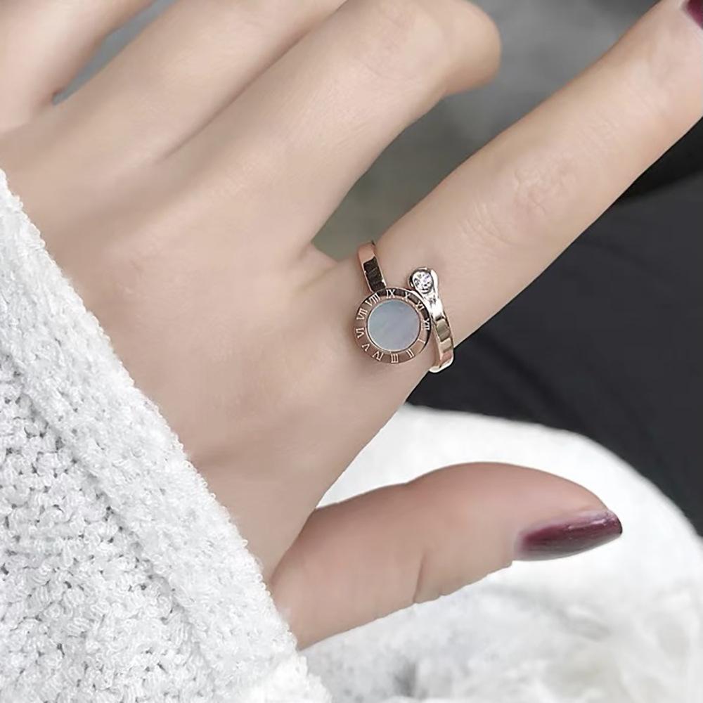 

Классические открытые кольца с римскими цифрами и черным перламутром для женщин, покрытие 18-каратным золотом, кольцо на фалангу из титановой стали, не тускнеющее, ювелирный подарок resizable