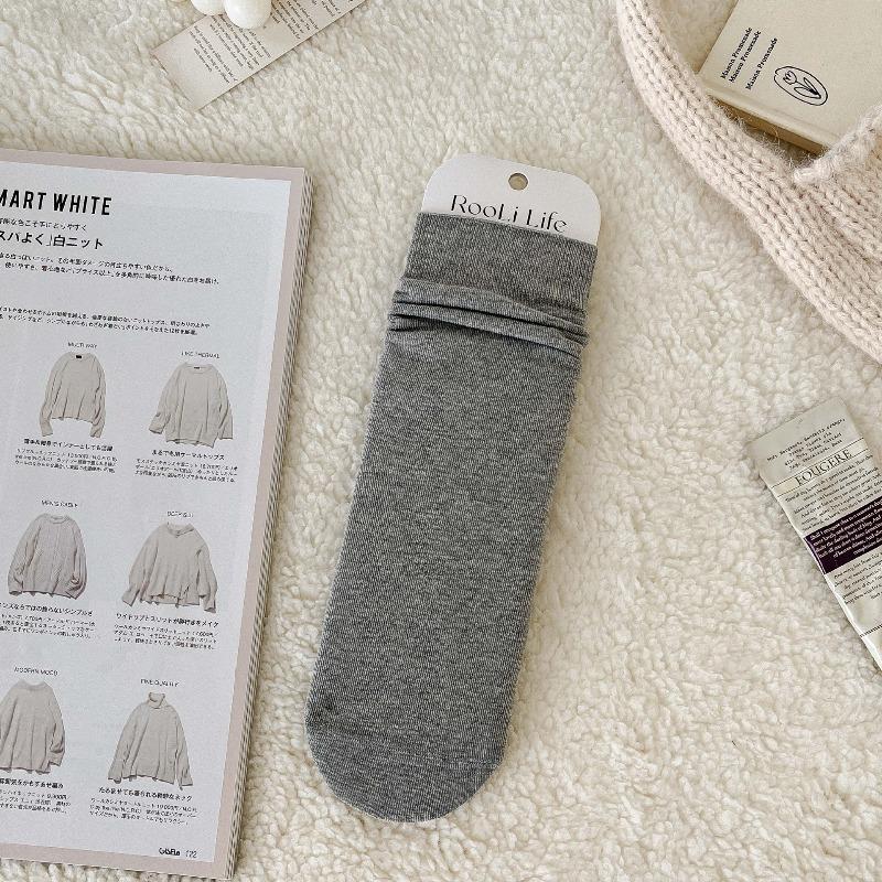 Hehe Socks - Pure Color, Boneless Maternity Socks, Mid-length Socks, Versatile for All Seasons, Suitable for Children.