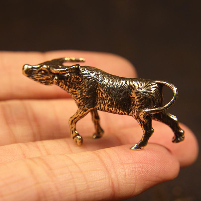Solid Pure Copper Bull Miniatures Figurines Small Ornament Desktop Decoration Crafts Accessories Brass Animal Ox Toy Home Decors