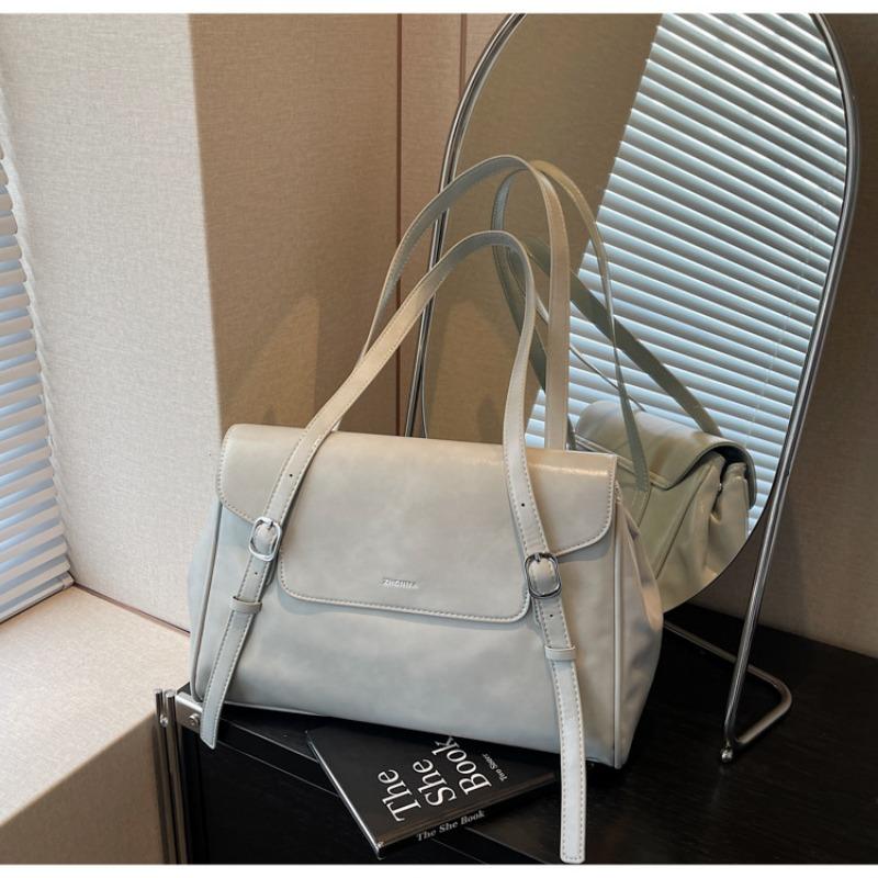 Single Shoulder Commuter Underarm Bag Women's New High-end Light Luxury Niche Retro Large-capacity Bag
